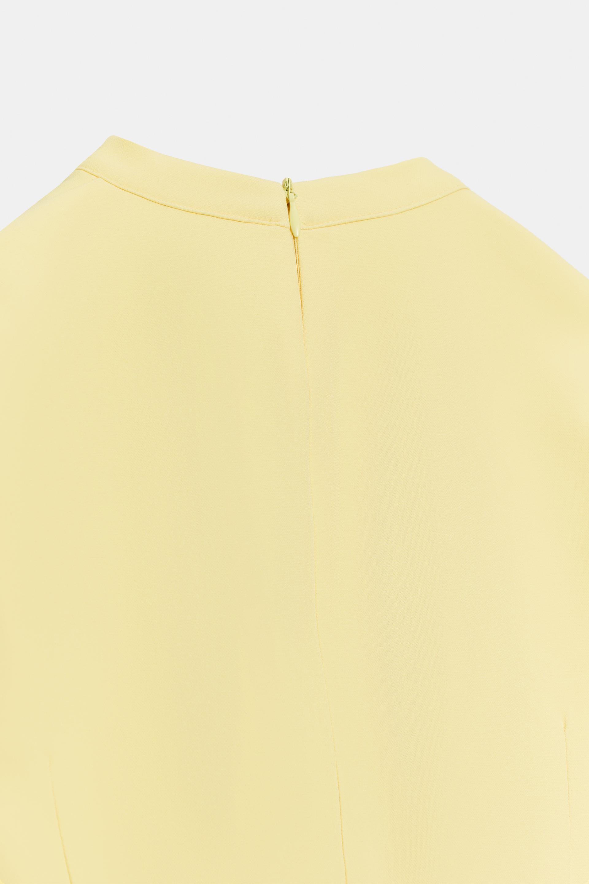 #FFF6BE, Jaune